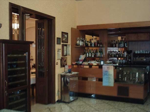 Albergo Amici วาเรเซลิกูเร ภายนอก รูปภาพ