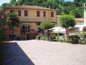 Albergo Amici วาเรเซลิกูเร ภายนอก รูปภาพ