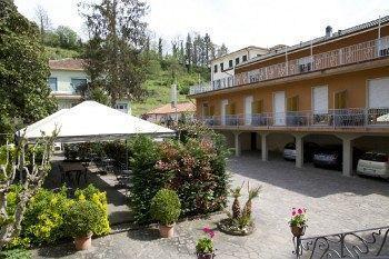 Albergo Amici วาเรเซลิกูเร ภายนอก รูปภาพ
